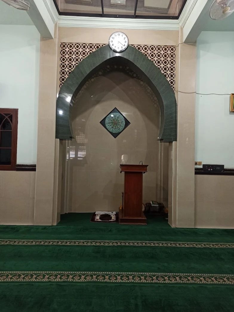 Mihrab Masjid Al-Hikmah